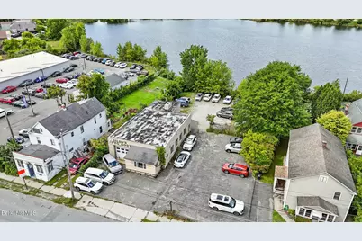 717 East St, Pittsfield, MA 01201 - Photo 1