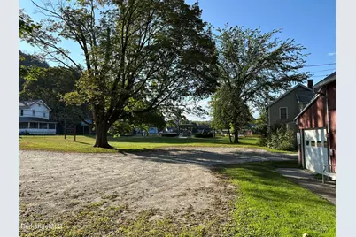 10 Stockbridge Rd, Great Barrington, MA 01230 - Photo 4