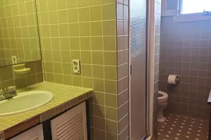 25 Ashley St, Pittsfield, MA 01201 - Photo 12