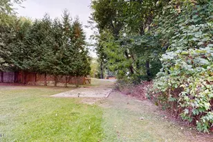 136 Sand Springs Rd, Williamstown, MA 01267 - Photo 18