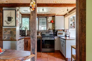 6 Locust St, Great Barrington, MA 01230 - Photo 10