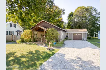 6 Locust St, Great Barrington, MA 01230 - Photo 4