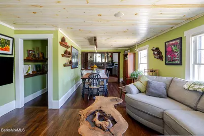 6 Locust St, Great Barrington, MA 01230 - Photo 18