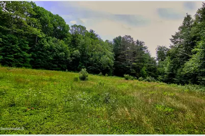 66 Scott Rd, Lanesborough, MA 01237 - Photo 2