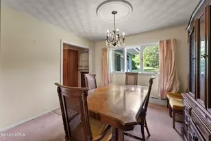 1070 Holmes Rd, Pittsfield, MA 01201 - Photo 8