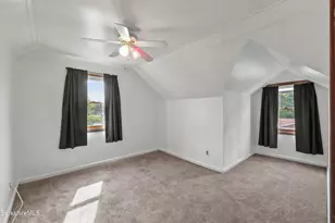 156 Draper Ave, Pittsfield, MA 01201 - Photo 18