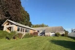 61 Tor Ct Ct, Pittsfield, MA 01201 - Photo 4