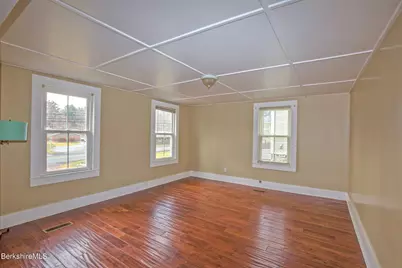 137 Housatonic St, Lenox, MA 01240 - Photo 4