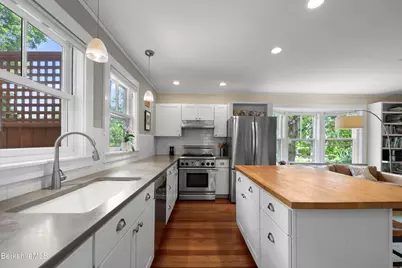 12 Barrington Place, Great Barrington, MA 01230 - Photo 18