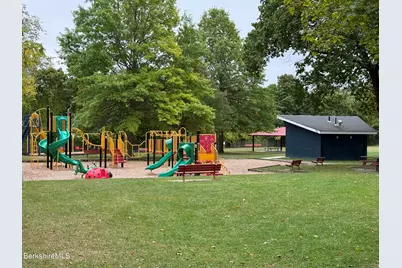 42-44 John St, Pittsfield, MA 01201 - Photo 2