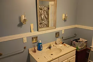 24 Franklin St, North Adams, MA 01247 - Photo 32