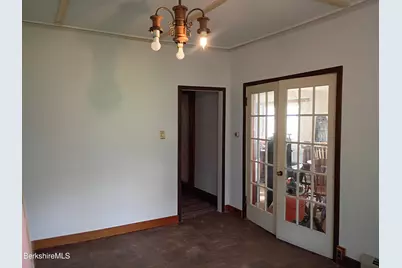 24 Franklin St, North Adams, MA 01247 - Photo 26