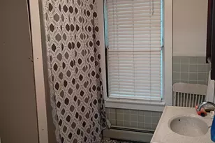 24 Franklin St, North Adams, MA 01247 - Photo 34
