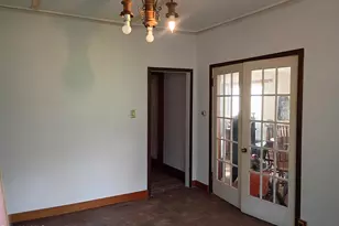 24 Franklin St, North Adams, MA 01247 - Photo 28