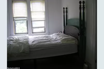 24 Franklin St, North Adams, MA 01247 - Photo 34