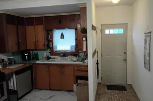 24 Franklin St, North Adams, MA 01247 - Photo 20