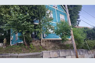 24 Franklin St, North Adams, MA 01247 - Photo 6