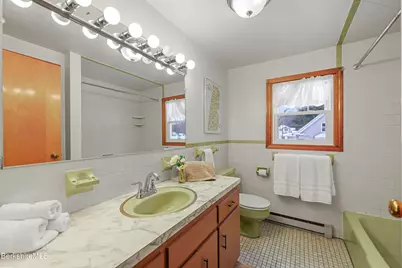 46 Lucille St, Pittsfield, MA 01201 - Photo 32