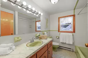 46 Lucille St, Pittsfield, MA 01201 - Photo 32