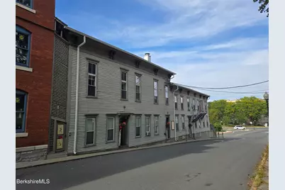 19 Church St #14, North Adams, MA 01247 - Photo 12