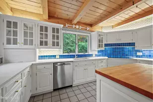 1030 Simonds Rd, Williamstown, MA 01267 - Photo 14