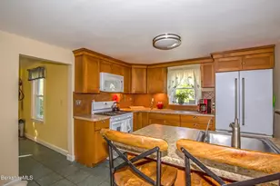 932 Williams St, Pittsfield, MA 01201 - Photo 12