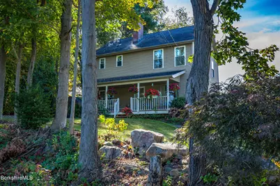 932 Williams St, Pittsfield, MA 01201 - Photo 2