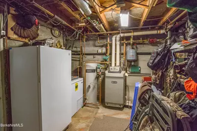 932 Williams St, Pittsfield, MA 01201 - Photo 34