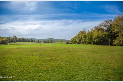 932 Williams St, Pittsfield, MA 01201 - Photo 40