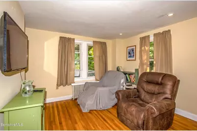 932 Williams St, Pittsfield, MA 01201 - Photo 8