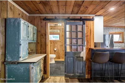 1099 New Ashford Rd, Williamstown, MA 01267 - Photo 30