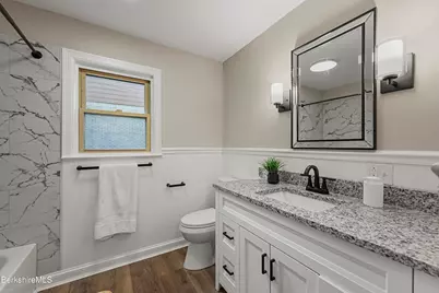 106 Sampson Pkwy, Pittsfield, MA 01201 - Photo 22