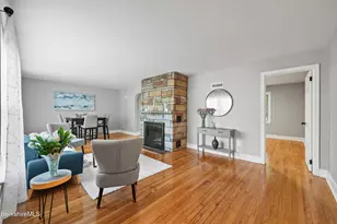 106 Sampson Pkwy, Pittsfield, MA 01201 - Photo 6