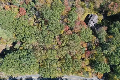 1 Wade Inn Rd, Becket, MA 01223 - Photo 6