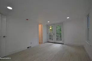 190 Willow St, Lee, MA 01238 - Photo 34