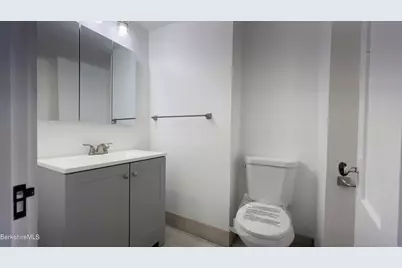 190 Willow St, Lee, MA 01238 - Photo 36