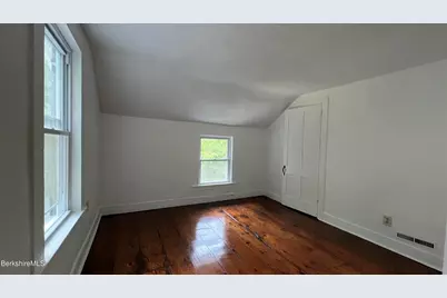 190 Willow St, Lee, MA 01238 - Photo 30