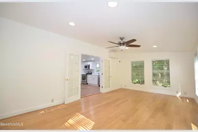 190 Willow St, Lee, MA 01238 - Photo 6