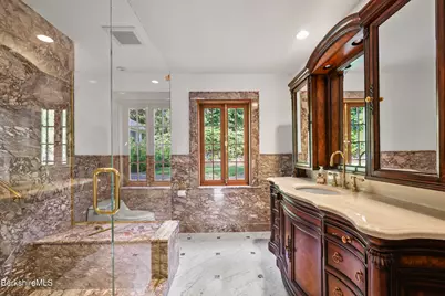 5 Crofut St, Pittsfield, MA 01201 - Photo 30