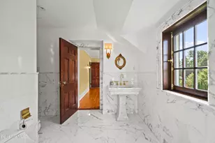 5 Crofut St, Pittsfield, MA 01201 - Photo 44