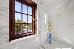 5 Crofut St, Pittsfield, MA 01201 - Photo 48