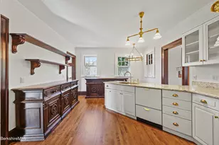 5 Crofut St, Pittsfield, MA 01201 - Photo 12