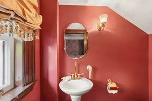 5 Crofut St, Pittsfield, MA 01201 - Photo 28