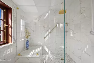 5 Crofut St, Pittsfield, MA 01201 - Photo 54