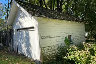 156 Elizabeth St, Pittsfield, MA 01201 - Photo 34