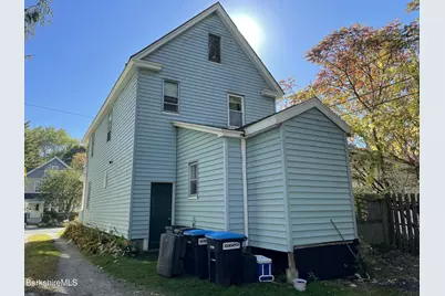 156 Elizabeth St, Pittsfield, MA 01201 - Photo 36