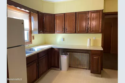 156 Elizabeth St, Pittsfield, MA 01201 - Photo 4