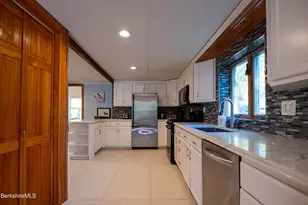 1600 Pleasant St, Lee, MA 01238 - Photo 14