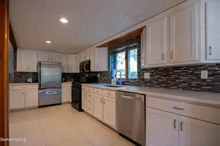 1600 Pleasant St, Lee, MA 01238 - Photo 8