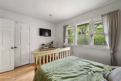 1592 County Rd, Sheffield, MA 01230 - Photo 22